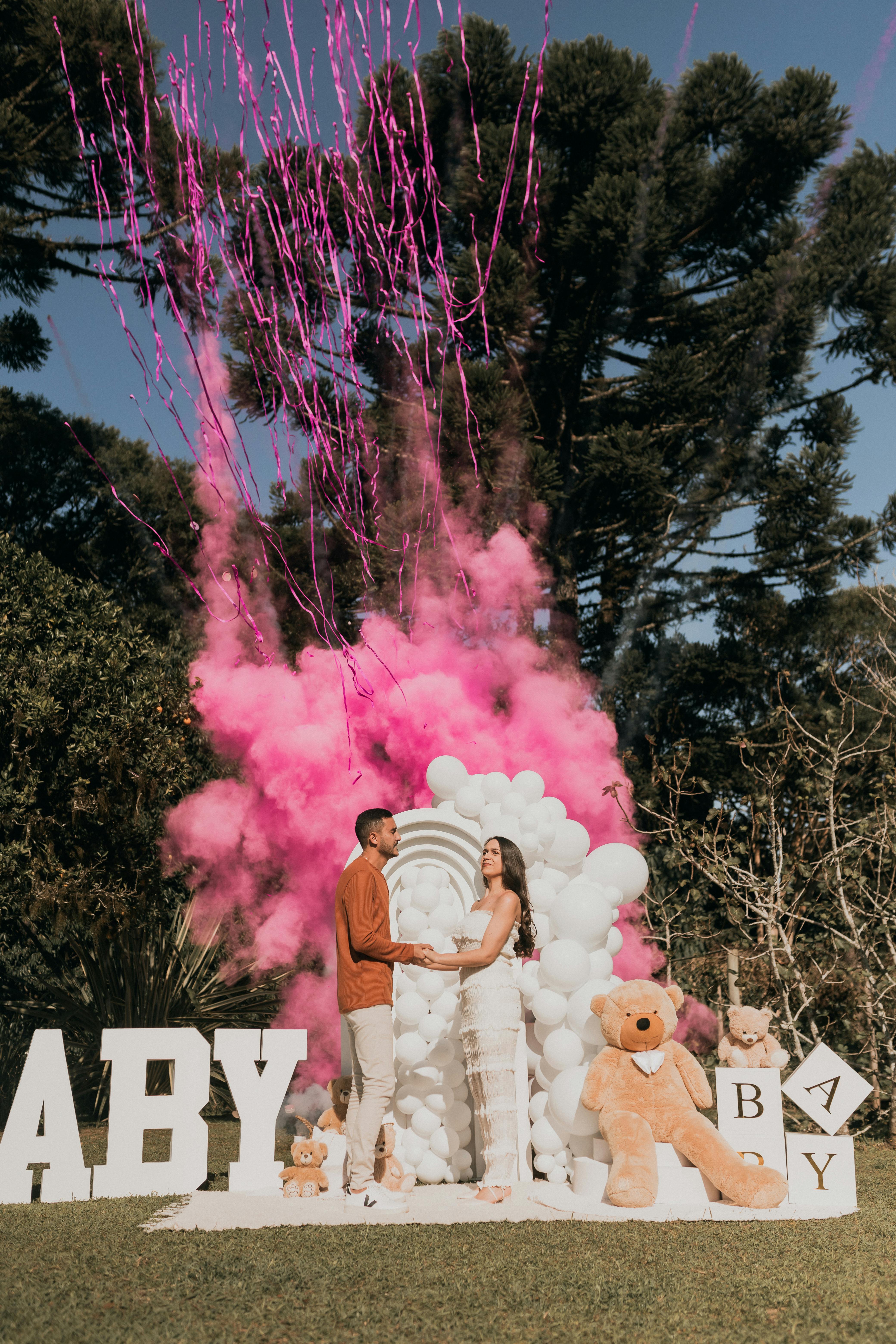 Gender reveal dymovnice na odhalenie pohlavia